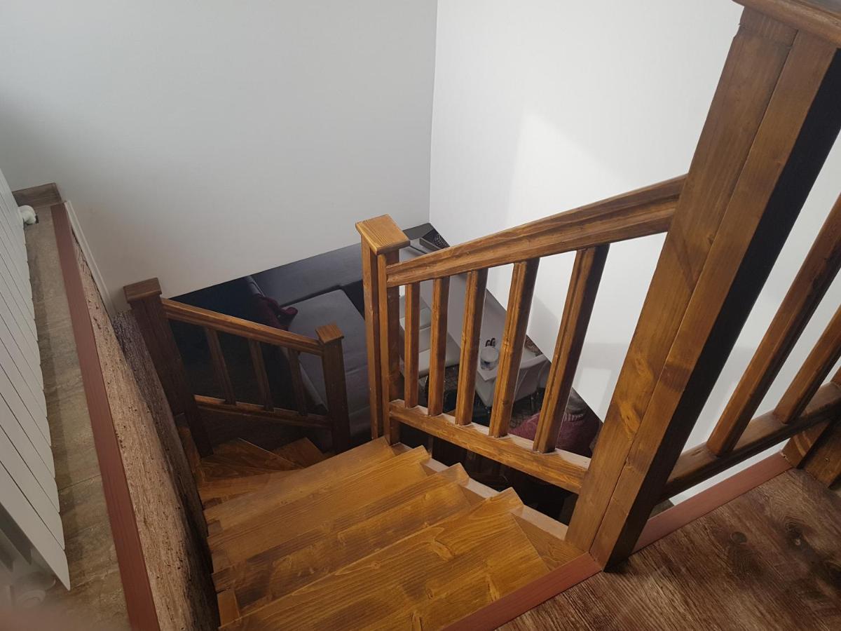 Casa Cojanu Hotell Petroşani Eksteriør bilde