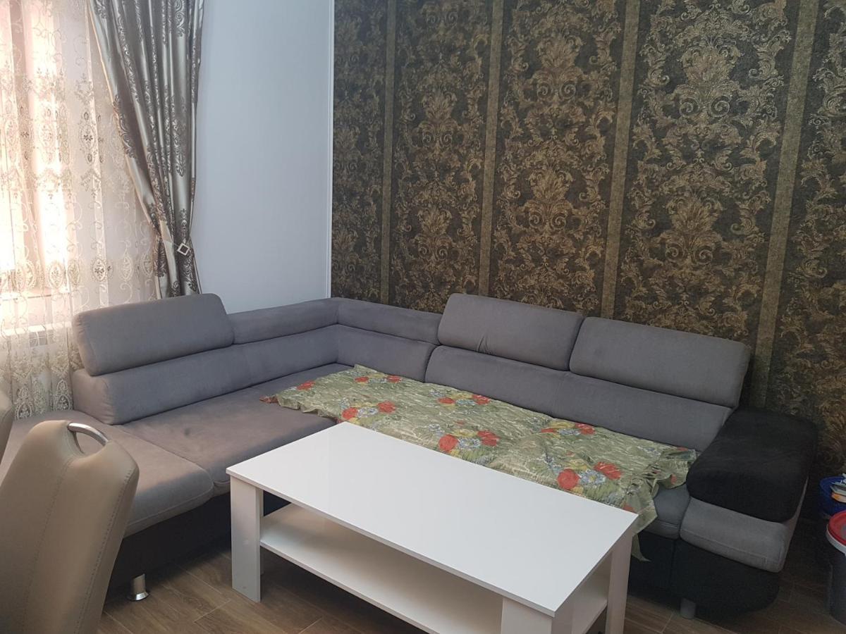 Casa Cojanu Hotell Petroşani Eksteriør bilde