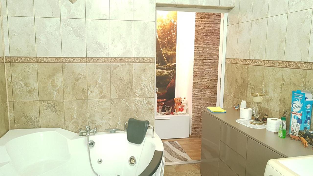 Casa Cojanu Hotell Petroşani Eksteriør bilde